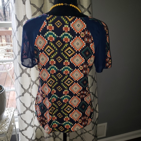 🌈🔥 Aztec top - Picture 5 of 5